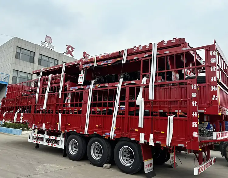3-Axle Fence Trailer Shipped to Vietnam-flatbed trailer_skeletal trailer_low bed trailer_dump trailer_cargo trailer-Shandong Jiuzhou Automobile Manufacturing Co., Ltd. 3-Axle Fence Trailer Shipped to Vietnam-flatbed trailer_skeletal trailer_low bed trailer_dump trailer_cargo trailer-Shandong Jiuzhou Automobile Manufacturing Co., Ltd.