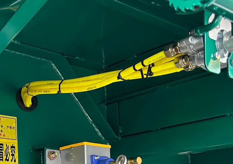 3 Axles Sidewall Cargo Trailer-flatbed trailer_skeletal trailer_low bed trailer_dump trailer_cargo trailer-Shandong Jiuzhou Automobile Manufacturing Co., Ltd. 3 Axles Sidewall Cargo Trailer-flatbed trailer_skeletal trailer_low bed trailer_dump trailer_cargo trailer-Shandong Jiuzhou Automobile Manufacturing Co., Ltd.