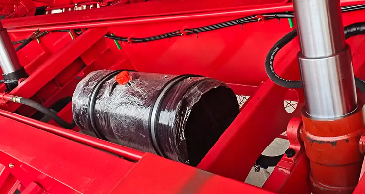 3 axle 68CBM Side Dump Trailer-flatbed trailer_skeletal trailer_low bed trailer_dump trailer_cargo trailer-Shandong Jiuzhou Automobile Manufacturing Co., Ltd. 3 axle 68CBM Side Dump Trailer-flatbed trailer_skeletal trailer_low bed trailer_dump trailer_cargo trailer-Shandong Jiuzhou Automobile Manufacturing Co., Ltd.