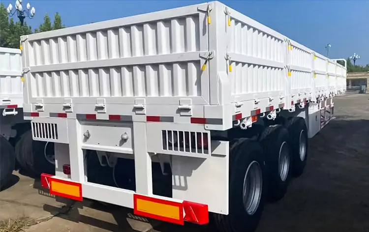 Tri Axle 40cbm Sidewall Trailer-flatbed trailer_skeletal trailer_low bed trailer_dump trailer_cargo trailer-Shandong Jiuzhou Automobile Manufacturing Co., Ltd.