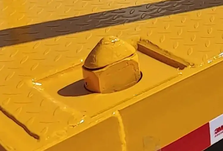 3 Axles 40ft Flatbed Truck Trailer-flatbed trailer_skeletal trailer_low bed trailer_dump trailer_cargo trailer-Shandong Jiuzhou Automobile Manufacturing Co., Ltd. 3 Axles 40ft Flatbed Truck Trailer-flatbed trailer_skeletal trailer_low bed trailer_dump trailer_cargo trailer-Shandong Jiuzhou Automobile Manufacturing Co., Ltd.