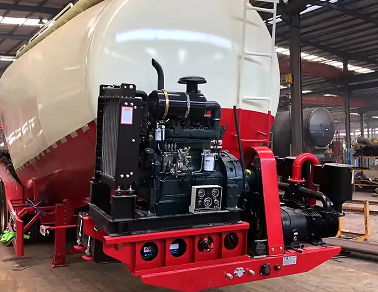 The Application and Development Trends of Powder Tank Semi-Trailers in Industrial Transport-flatbed trailer_skeletal trailer_low bed trailer_dump trailer_cargo trailer-Shandong Jiuzhou Automobile Manufacturing Co., Ltd. The Application and Development Trends of Powder Tank Semi-Trailers in Industrial Transport-flatbed trailer_skeletal trailer_low bed trailer_dump trailer_cargo trailer-Shandong Jiuzhou Automobile Manufacturing Co., Ltd.