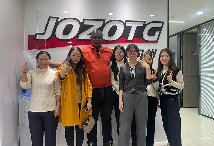 African Clients Conduct Factory Audit, In-depth Communication on Flatbed Semi-Trailers-flatbed trailer_skeletal trailer_low bed trailer_dump trailer_cargo trailer-Shandong Jiuzhou Automobile Manufacturing Co., Ltd.