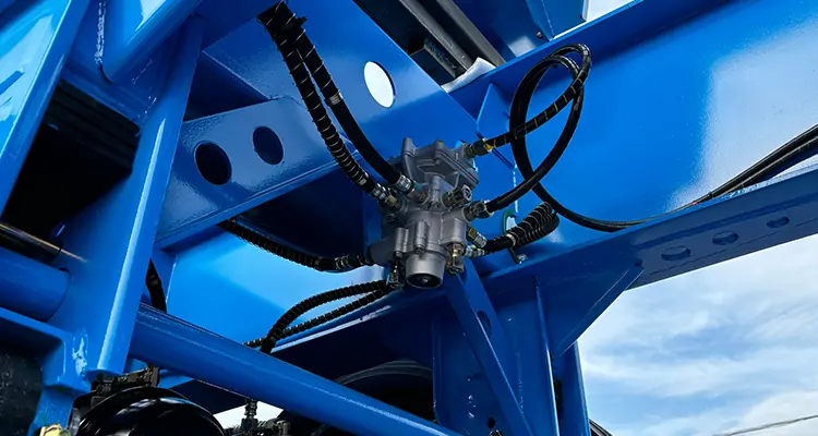 Factory Price 20feet & 40feet Skeleton Container Trailer (Copy)-flatbed trailer_skeletal trailer_low bed trailer_dump trailer_cargo trailer-Shandong Jiuzhou Automobile Manufacturing Co., Ltd.