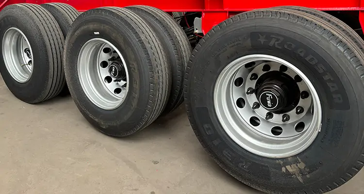 3 Axle Skeleton Semi Trailer-flatbed trailer_skeletal trailer_low bed trailer_dump trailer_cargo trailer-Shandong Jiuzhou Automobile Manufacturing Co., Ltd.