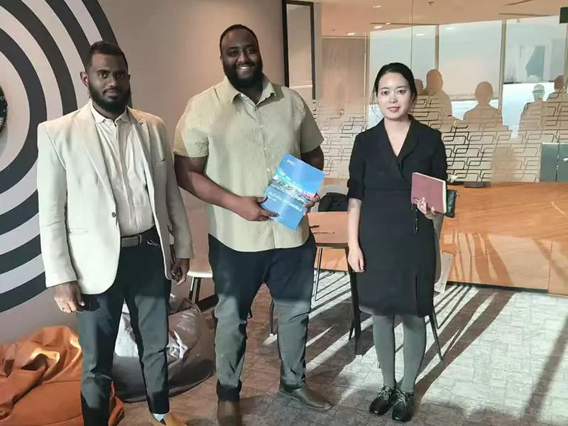 Vietnamese Clients’ Visit to Jiuzhou Factory: A Bridge to Stronger Cooperation-flatbed trailer_skeletal trailer_low bed trailer_dump trailer_cargo trailer-Shandong Jiuzhou Automobile Manufacturing Co., Ltd.