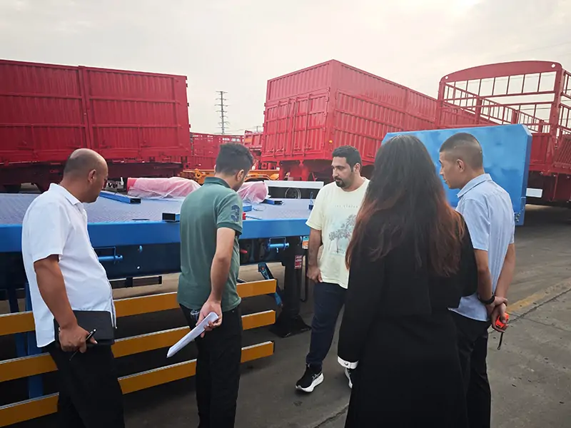 Provider of One-stop Trailer Manufacturer-semi trailer-Shandong Jiuzhou Automobile Manufacturing Co., Ltd. Provider of One-stop Trailer Manufacturer-semi trailer-Shandong Jiuzhou Automobile Manufacturing Co., Ltd.