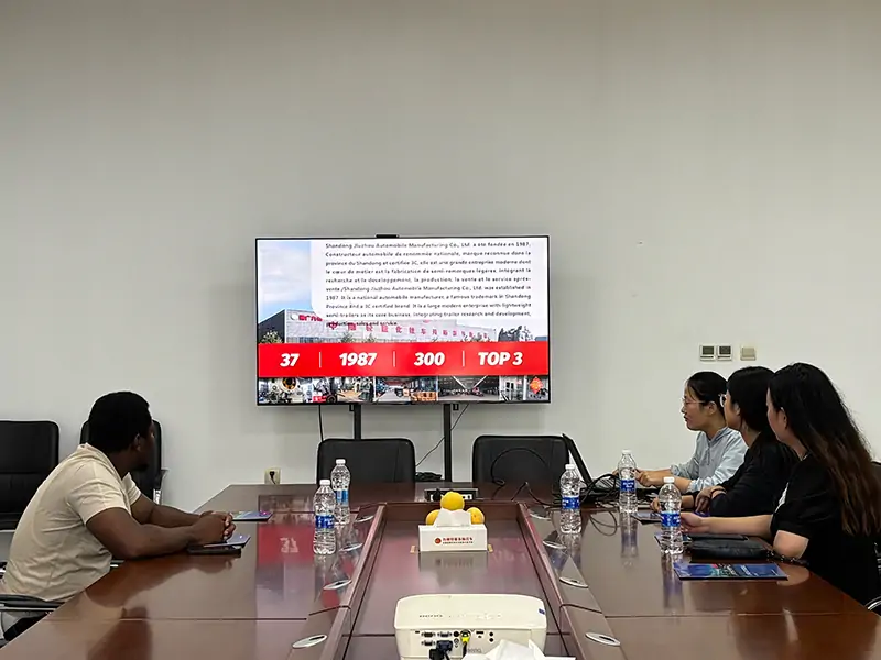 African Clients Visit Our Factory for Inspection, Embarking on a New Journey of Cooperation-semi trailer-Shandong Jiuzhou Automobile Manufacturing Co., Ltd.