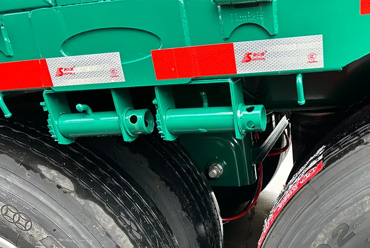 4 Axles 40Ft Container Flatbed Semi Truck Trailer-semi trailer-Shandong Jiuzhou Automobile Manufacturing Co., Ltd. 4 Axles 40Ft Container Flatbed Semi Truck Trailer-semi trailer-Shandong Jiuzhou Automobile Manufacturing Co., Ltd.